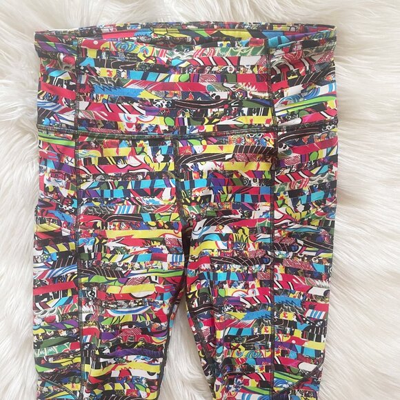 RARE 2018 SEAWHEEZE Lululemon Lego Print Fast Free 7/8 Laser Hem Leggings - Picture 2 of 7